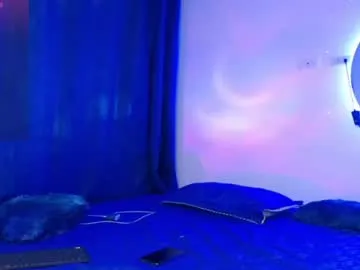 petites_perles – webcam model profile photo Image 9