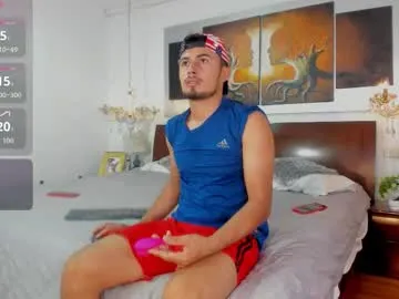 karlenegries – webcam model profile photo Image 6