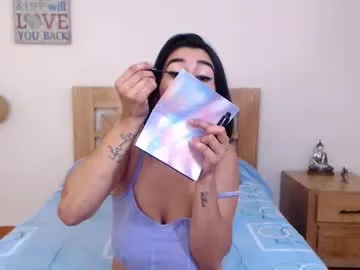 solar_criss – webcam model profile photo Image 11