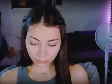 tiameakin – webcam model profile photo Image 10