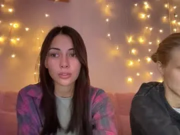 tiameakin – webcam model profile photo Image 19