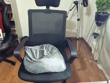 lunatouch – webcam model profile photo Image 10