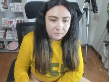 lunatouch – webcam model profile photo Image 13