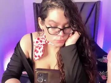 sexxxsirens – webcam model profile photo Image 19