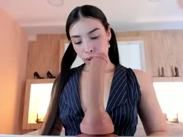 loving_ladies – webcam model profile photo Image 3