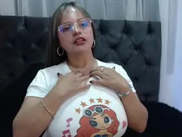 _e_m_m_a_1 – webcam model profile photo Image 15