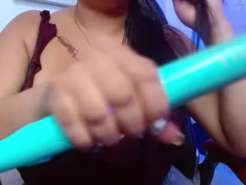 nik_sharp – webcam model profile photo Image 2