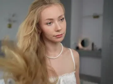 soakerpalace – webcam model profile photo Image 11