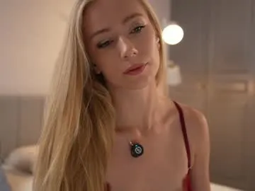 soakerpalace – webcam model profile photo Image 17