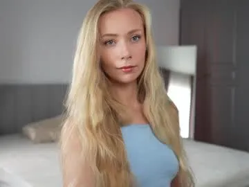 soakerpalace – webcam model profile photo Image 9