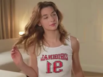 ewagreen – webcam model profile photo Image 12