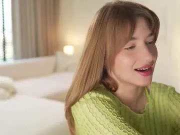 ewagreen – webcam model profile photo Image 8