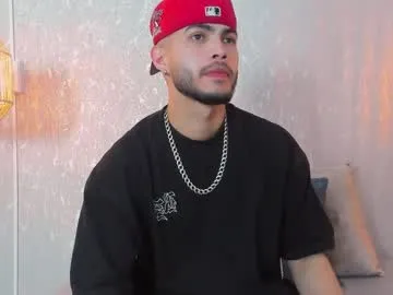 lunatouch – webcam model profile photo Image 13