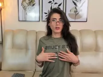 pinkncrazy – webcam model profile photo Image 4