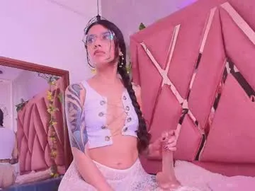 wet_dreamm22 – webcam model profile photo Image 7