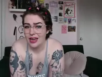 sara_whooops – webcam model profile photo Image 2