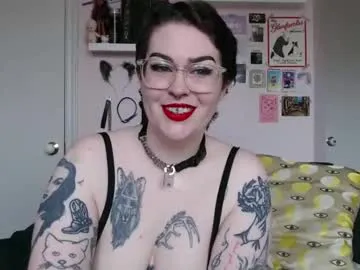 sara_whooops – webcam model profile photo Image 4