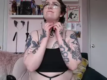 sara_whooops – webcam model profile photo Image 5