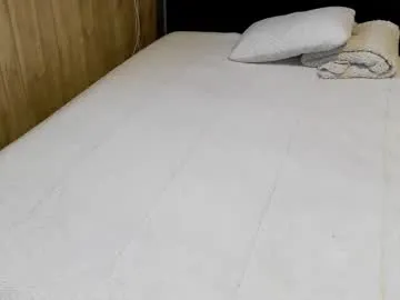 sara_whooops – webcam model profile photo Image 11