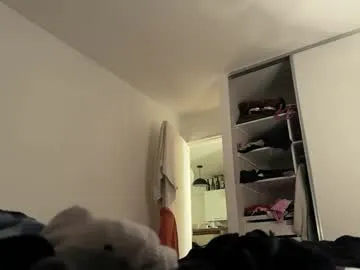 sexy_hot_friends_ – webcam model profile photo Image 19