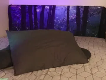 pinkypuppa – webcam model profile photo Image 13