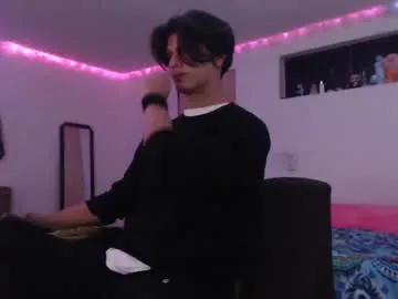 Amanda – webcam model profile photo Image 10