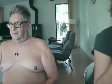 loving_ladies – webcam model profile photo Image 8