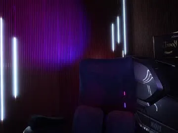 justingtime21 – webcam model profile photo Image 13