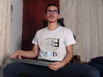 wet_dreamm22 – webcam model profile photo Image 19