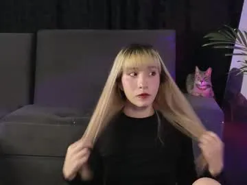 loving_ladies – webcam model profile photo Image 13