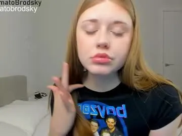 00hottits1991 – webcam model profile photo Image 5