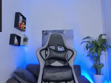 sexy_hot_friends_ – webcam model profile photo Image 15