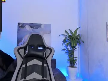 sexy_hot_friends_ – webcam model profile photo Image 8