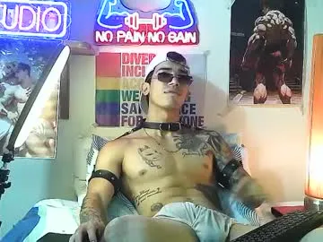 adelina_shine – webcam model profile photo Image 15