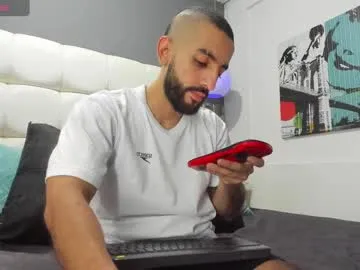 sexxxsirens – webcam model profile photo Image 2