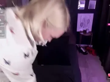 lanie__ – webcam model profile photo Image 4