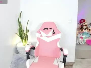 charlotteangels – webcam model profile photo Image 15