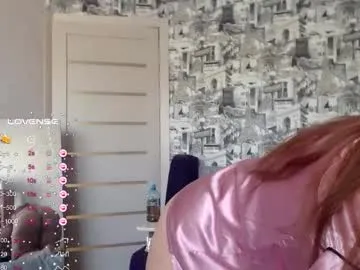 tofummuch – webcam model profile photo Image 13