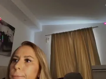 darkydolly_ – webcam model profile photo Image 8