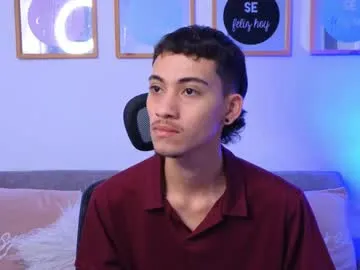 littlejennifer18 – webcam model profile photo Image 3