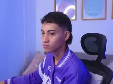 littlejennifer18 – webcam model profile photo Image 9