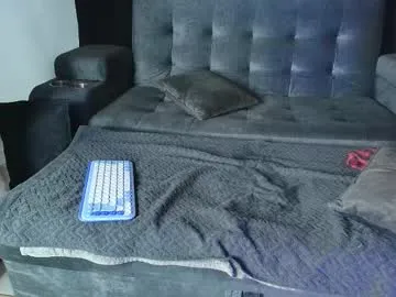 IngridSaint – webcam model profile photo Image 10