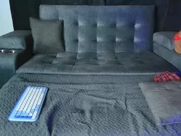 IngridSaint – webcam model profile photo Image 9