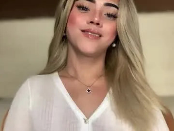 kira0541 – webcam model profile photo Image 3