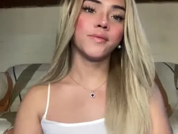 kira0541 – webcam model profile photo Image 4