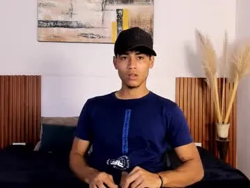 loving_ladies – webcam model profile photo Image 10