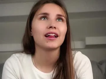 cherry_berry56 – webcam model profile photo Image 8