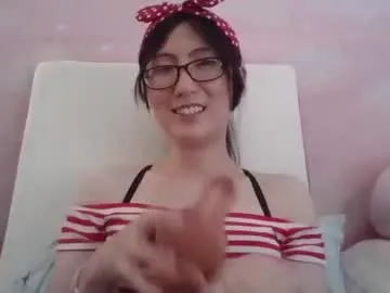 realtryit – webcam model profile photo Image 12