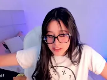 petites_perles – webcam model profile photo Image 2