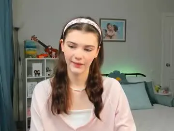 lina_kriss – webcam model profile photo Image 3